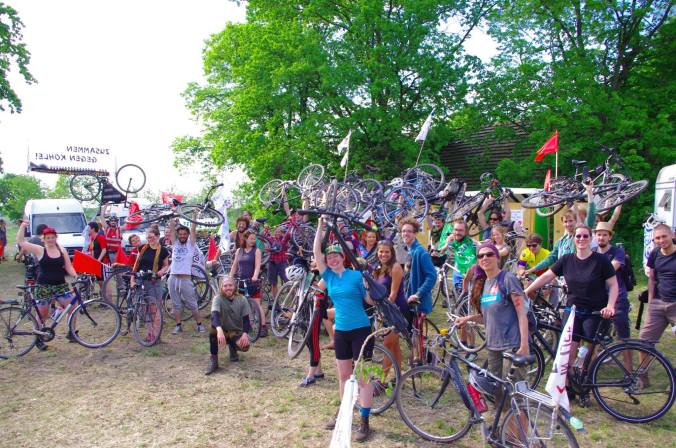 13198540_884745878318663_3360988626871788668_o